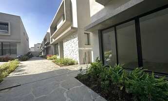 Imagem 7: Casa em condomínio maravilhoso com 943m