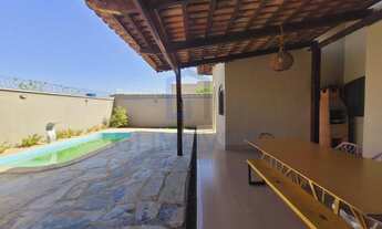 Imagem: Casa para aluguel tem 360 metros quadrados