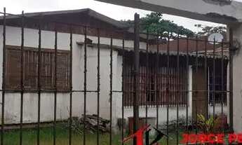 Imagem 2: CASA HÁ UMA QUADRA DA PRAIA