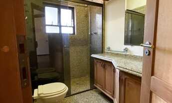 Imagem 7: Casa para aluguel com 450 metros quadrados com 4 quartos em Alphaville Residencial Um - Ba