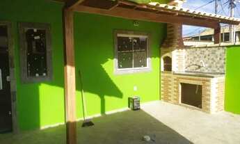 Imagem 4: Casa no Centro de Unamar na rua da praia