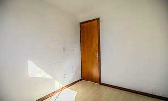 Imagem 2: Apartamento com 2 Dormitorio(s) localizado(a) no bairro RUBEM BERTA em Porto Alegre / Re