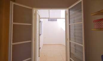 Imagem 5: Casa de condomínio para aluguel possui 160 metros quadrados com 3 quartos