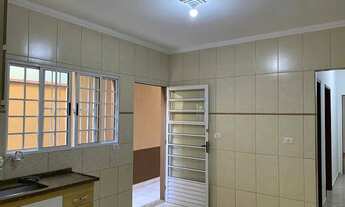 Imagem 6: Sobrado para venda possui 95 metros quadrados com 3 quartos - Bosque dos Eucaliptos