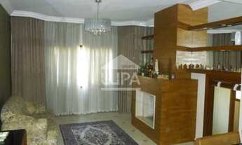 Imagem 3: Sobrado espaçoso com 3 dormitórios e 3 banheiros para venda no Jardim Virginia Bianca