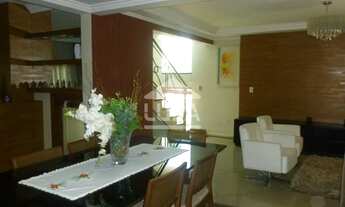 Imagem 6: Sobrado espaçoso com 3 dormitórios e 3 banheiros para venda no Jardim Virginia Bianca