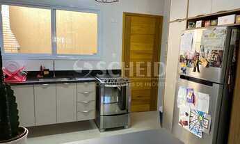 Imagem 4: Sobrado com 3 quartos, sendo 1 suíte à Venda com 94m²