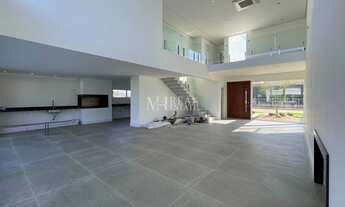 Imagem 7: Casa com 03 suítes em localização privilegiada dentro do Ponta da Figueira!