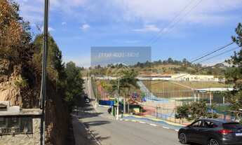 Imagem 3: Área de 2078 metros quadrados, sendo 18 de frente ,90 de comprimento, 30 de fundo