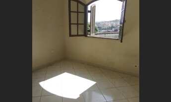 Imagem 3: Sobrado para aluguel possui 125 metros quadrados com 3 quartos em Jardim Itapeva - Mauá