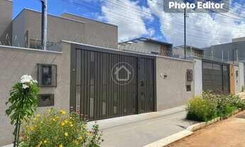 Imagem 4: CASA AMPLA COM JARDIM!