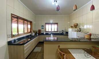 Imagem 7: Chácara dos Sonhos com Lazer Completo em Sorocaba!