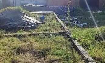 Imagem 2: Terreno com estrutura pronta pra fazer casa