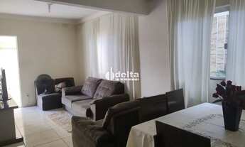 Imagem: Casa residencial com 3 quartos sendo 1 suíte