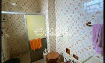 Imagem 3: Casa à venda, 4 quartos, 2 vagas, CENTRO - ARAGUARI/MG