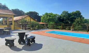 Imagem 3: Alugo sítio, Disponível no Carnaval