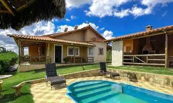 Imagem: Sítio á venda sendo mobiliado, terreno