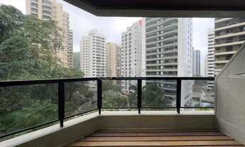 Imagem 2: Apartamento com varanda, lazer e vista livre, Praia das Pitangueiras, Guaruja