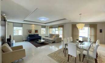 Imagem: Casa com 04 Dorm. Sendo 04 suítes no Cacupé