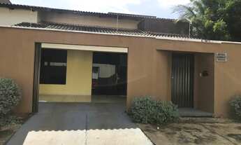 Imagem: Casa espaçosa e bem Localizada no centro