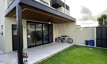 Imagem 5: Sobrado para venda possui 200 metros quadrados com 4 quartos em Jardim Jacinto - Jacareí