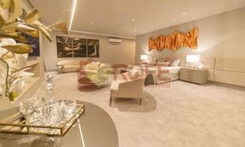 Imagem 5: Casa de Luxo Mobiliada à Venda no Condomínio Tamboré 2 - Alphaville - 6 Suítes - 2.385 m²