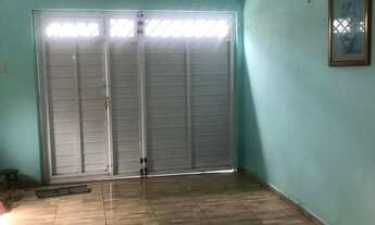 Imagem: Vendo uma casa no monte castelo