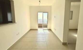 Imagem 6: Um dormitório com suíte e banheiro social vista mar