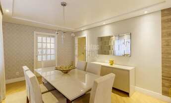 Imagem 2: Casa com 3 dormitórios à venda, por R$ 1.350.000 - Água Verde, rua calma e tranquila!