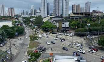Imagem 2: Apartamento para venda possui 61 metros quadrados com 3 quartos em Madalena - Recife - PE