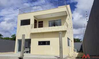 Imagem 5: Casa para venda com 240 metros quadrados com 4 quartos, sendo 2 suítes, quintal. 240m²