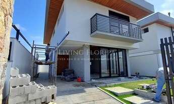 Imagem: Casa com 3 dormitórios, nova com 195m²