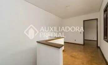 Imagem 7: PORTO ALEGRE - Casa Padrão - Sarandi