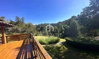 Imagem 5: Casa para venda possui 350 metros quadrados com 4 quartos em Vila inglesa - Campos do Jord