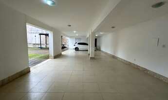 Imagem 2: Casa na descida da praia do Araçagy