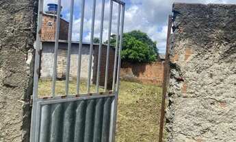 Imagem 4: Vendo terreno com sala,cozinha e banheiro, todo murada em são Lourenço