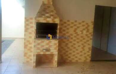 Imagem 4: Casa para aluguel possui 180 metros quadrados com 3 quartos em Jardim Monte Rei - Maringá