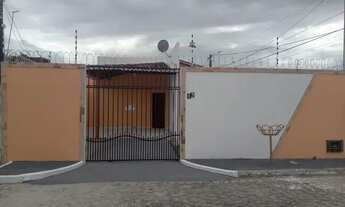 Imagem: OPORTUNIDADE Casa escriturada 12x25 com