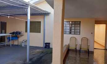 Imagem 2: Casa à venda em Bonfim Paulista - Excelente localização. Próximo ao centro