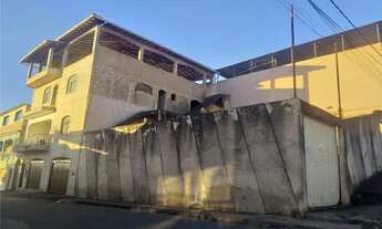 Imagem 2: CASA COM LOTE DE ESQUINA A VENDA NA SANTA MATILDE!