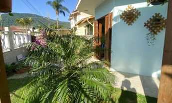 Imagem 2: Casa para venda com 109 metros quadrados com 3 quartos