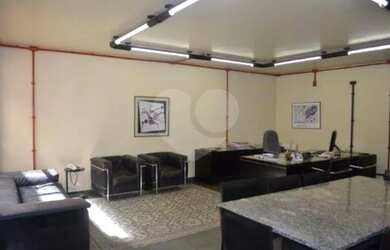 Imagem 4: Prédio/Edifício inteiro