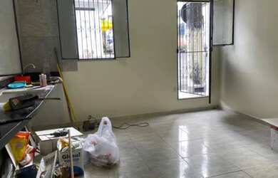 Imagem 5: Não Paga Luz,Água 40 reais. Casa de 1 Quarto,já vem com Split. Perto da Sede do Governo