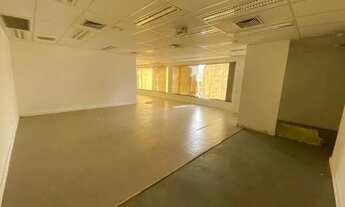 Imagem: Loja, 587 m², Jaraguá. Aluguel