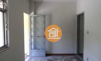 Imagem 2: Sobrado com 1 dormitório para alugar, 49 m² por R$ 650/mês - Santa Isabel - São Gonçalo/RJ