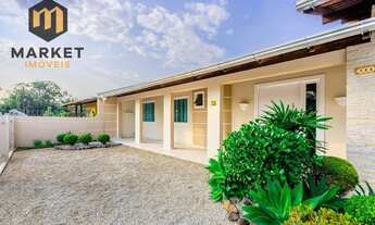 Imagem 4: CASA AGUA VERDE Casa com 4 dormitórios