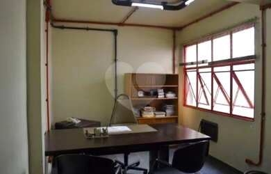 Imagem 5: Prédio/Edifício inteiro