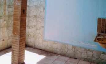 Imagem 3: ALUGA CASA NO 1° ANDAR COM 2 SUÍTES + 1/4 REVERSÍVEL E ALUGUEL DE R$ 1.200,00