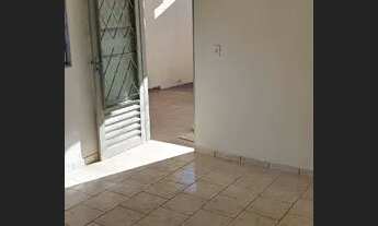 Imagem 4: ALUGO CASA Casa com 2 dormitórios