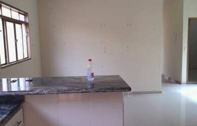 Imagem 3: Casa à venda no bairro Parque das Perdizes com 3 quartos por 320.000,00